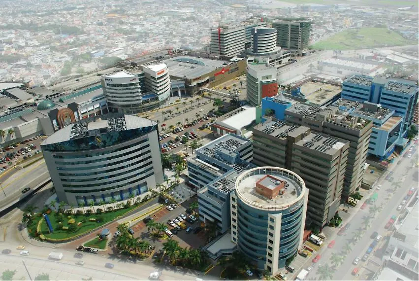 Torre Del Sol I By Paula Jaramillo Hotel Guayaquil