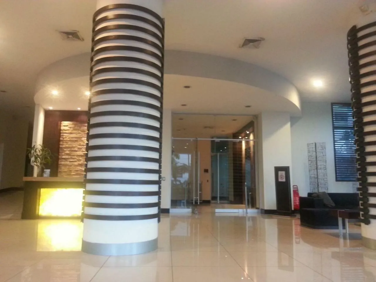 Torre Del Sol I By Paula Jaramillo Hotel Guayaquil